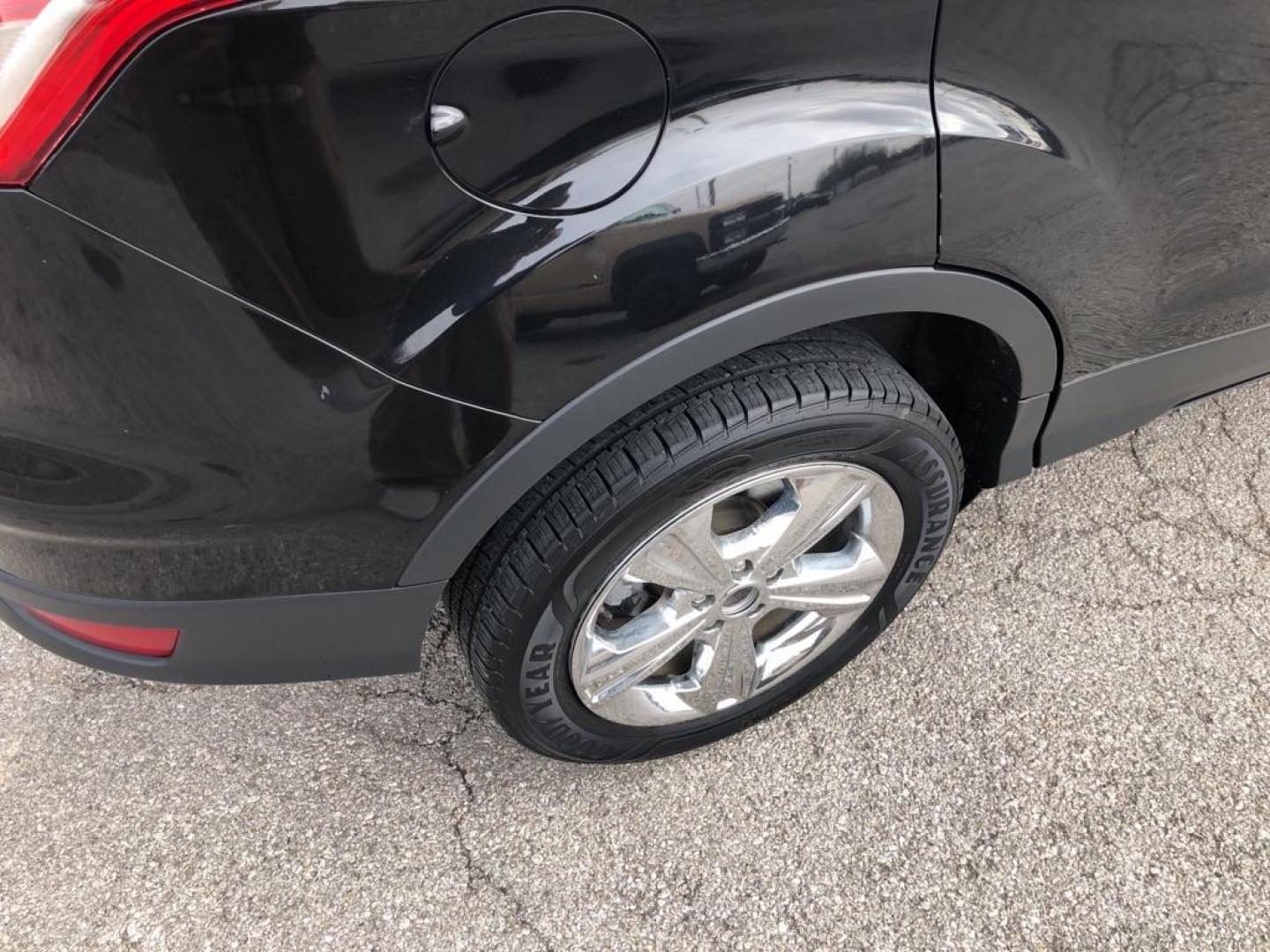 2014 BLACK FORD ESCAPE SE (1FMCU0GX0EU) with an 1.6L engine, Automatic transmission, located at 850 South Mill Street, Pryor, 74361, (918) 825-3030, 36.293549, -95.324440 - Photo#16