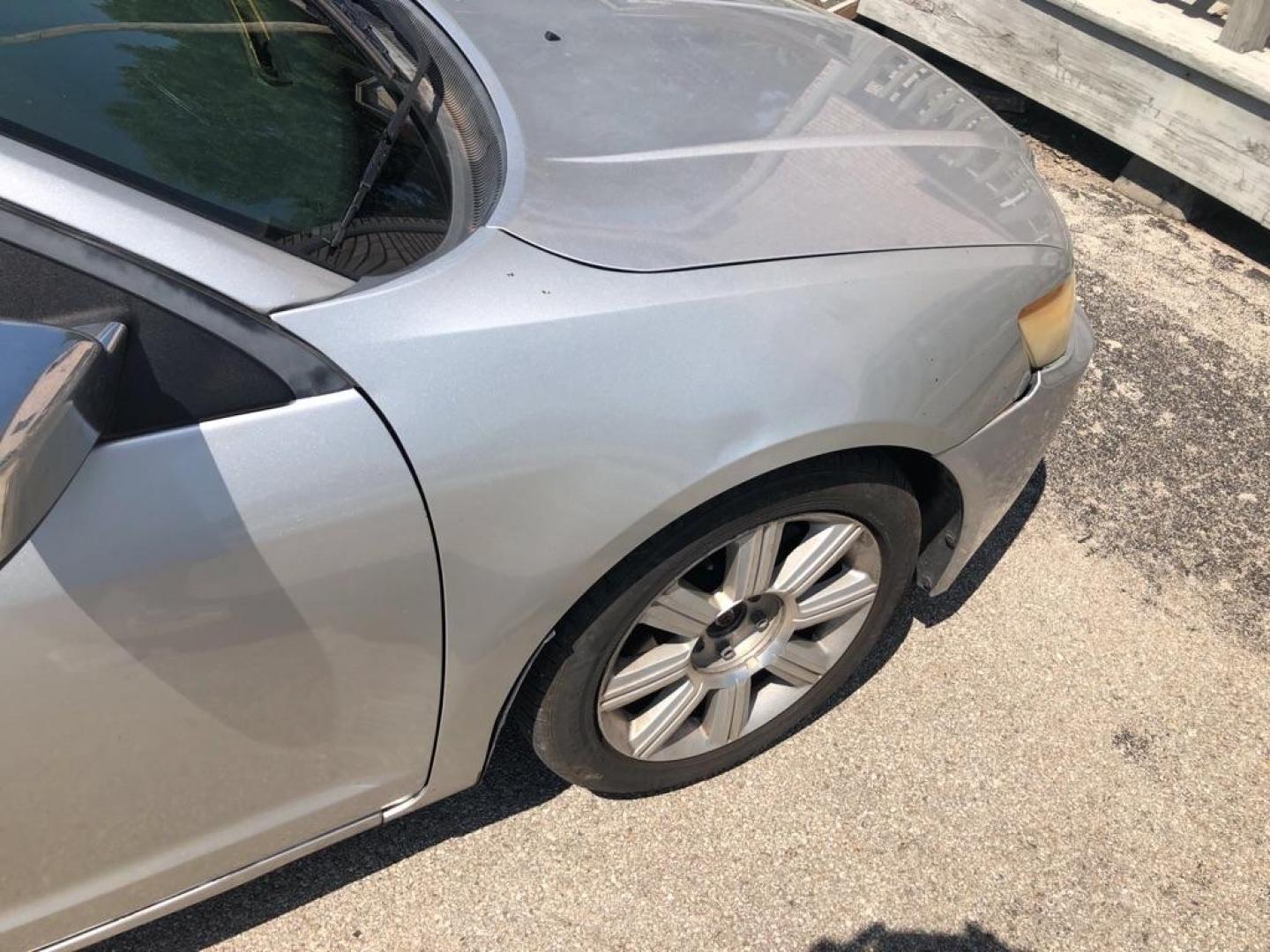 2009 SILVER LINCOLN MKZ (3LNHM26T79R) with an 3.5L engine, Automatic transmission, located at 850 South Mill Street, Pryor, 74361, (918) 825-3030, 36.293549, -95.324440 - Photo#11